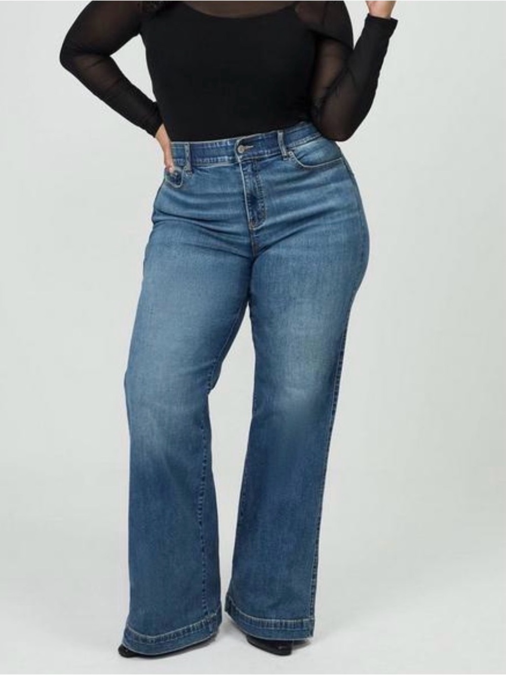 Torrid bombshell flare